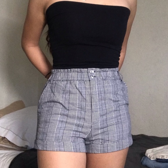 Retro Shorts - Picture 2 of 7